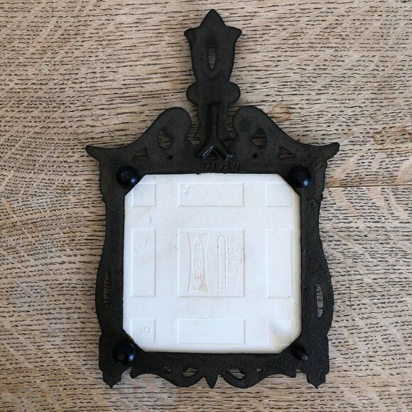 Vintage Cast Iron Vegetable Trivet, Ceramic Tile with Frame - Picture 4 of 5